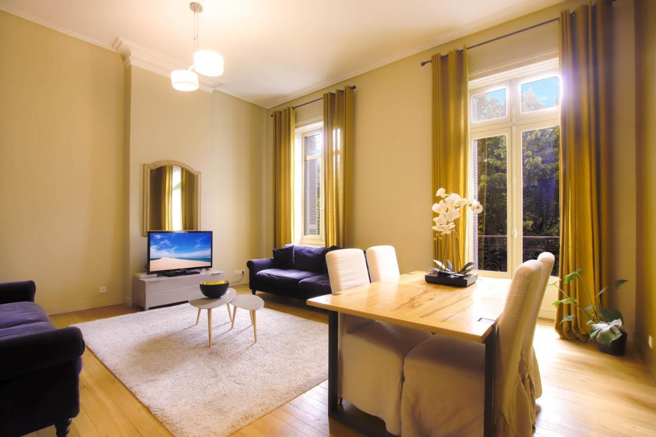Appartements - Place Des Quinconces ボルドー エクステリア 写真